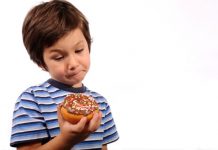 Si Kecil Tidak Bernafsu? Yuk Coba 5 Trik Mengatasi Anak Susah Makan Trik Mengatasi Anak Susah Makan