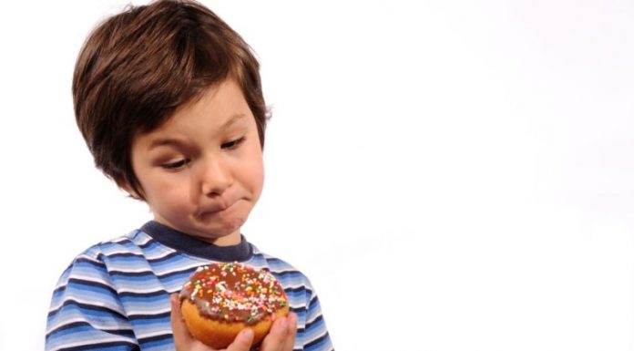 Si Kecil Tidak Bernafsu? Yuk Coba 5 Trik Mengatasi Anak Susah Makan Trik Mengatasi Anak Susah Makan